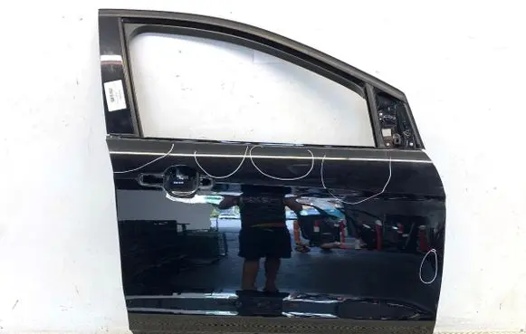 Ford Kuga II Front door