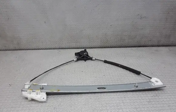 Mazda 5 Front window lifting mechanism without motor