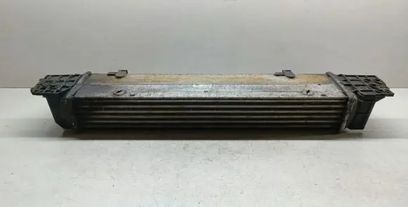 BMW 3 E90 E91 Intercooler radiator 7798788