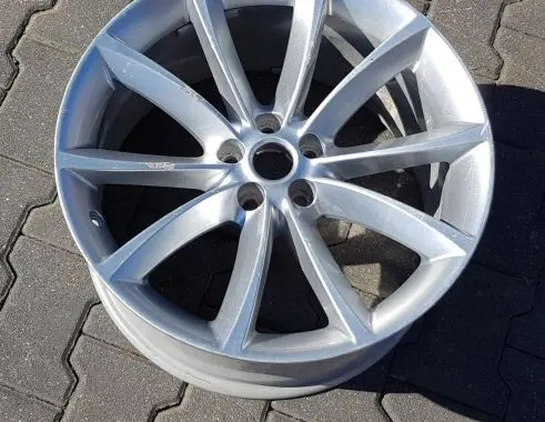 Jaguar F-Type R19 alloy rim 
