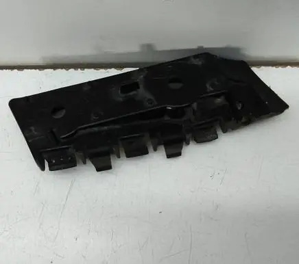 Ford Mustang VI Front bumper mounting bracket FR3B17D959AE