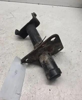 Volkswagen PASSAT B5 Front bumper mounting bracket 3B0807133A