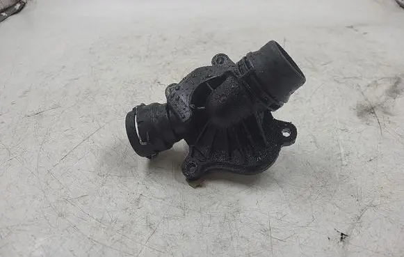 BMW 3 E46 Thermostat/thermostat housing 