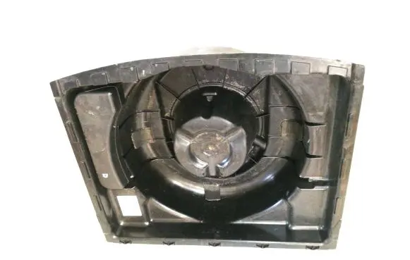 Trunk/boot floor carpet liner