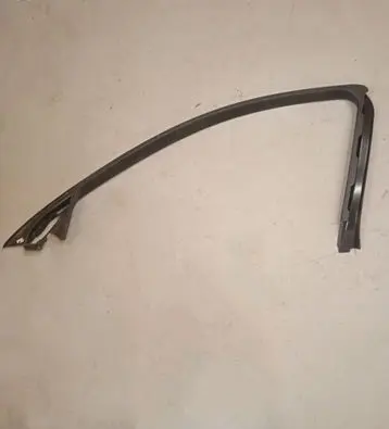 Renault Talisman Front door glass trim molding