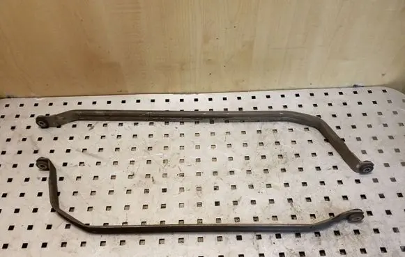 BMW 3 E90 E91 Fuel tank mounting bracket 
