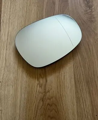 BMW 1 E81 E87 Wing mirror glass 0142128