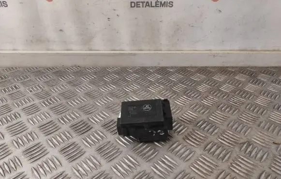Volkswagen PASSAT B6 Ignition lock 3C0905843