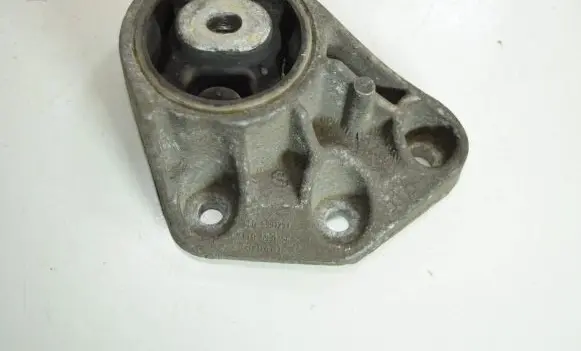Audi A6 S6 C6 4F Rear differential mounting bracket 8E0599125K