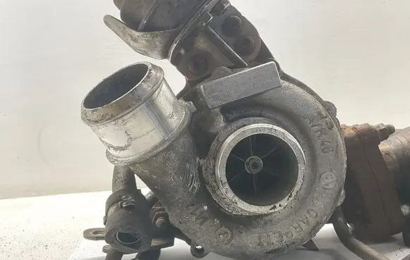Ford Mondeo MK IV Turbo GTB1449vz 1988209000 0823902296