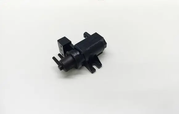 BMW 5 E60 E61 Turbo solenoid valve 7805391 780539101 11747805391