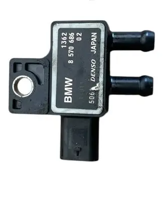 BMW 5 G30 G31 G38 Exhaust gas pressure sensor 8570686 5061 11011