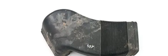 Audi A4 S4 B5 8D Air intake hose/pipe 8D0129617E