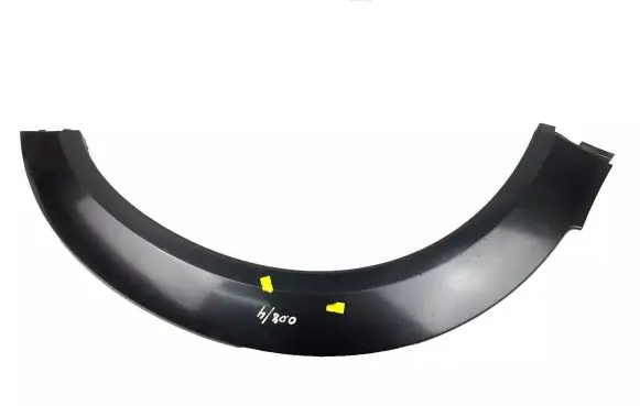 Subaru Outback Front arch trim 