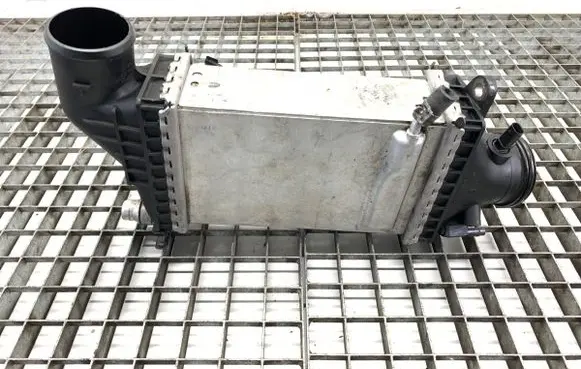 Mercedes-Benz E W212 Intercooler radiator A2740900414