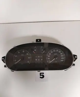 Renault Megane I Speedometer (instrument cluster) 21650176