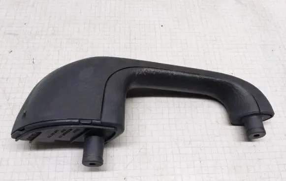 Audi A6 S6 C4 4A Rear door interior handle 4A0867171 17286AU57