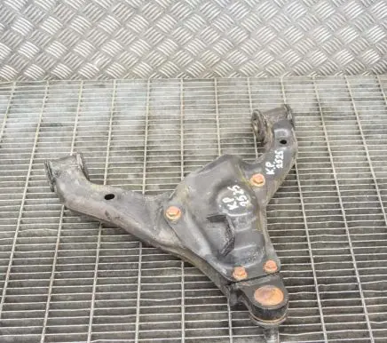 Mercedes-Benz Sprinter W906 Front lower control arm/wishbone A9063221009