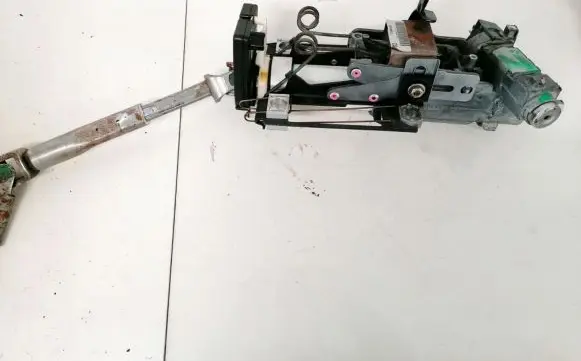 Ford Focus Steering wheel axle