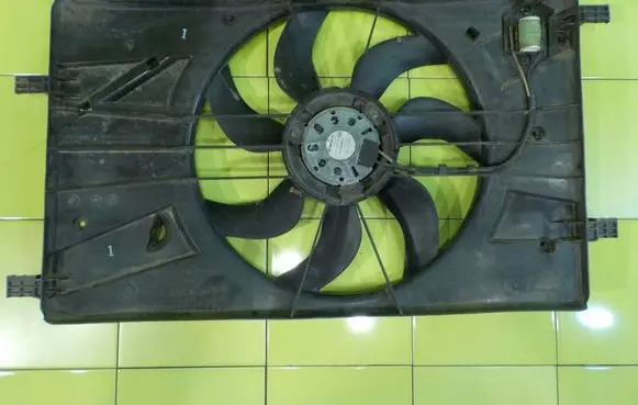 Opel Astra J Fan set 97055985 SP1