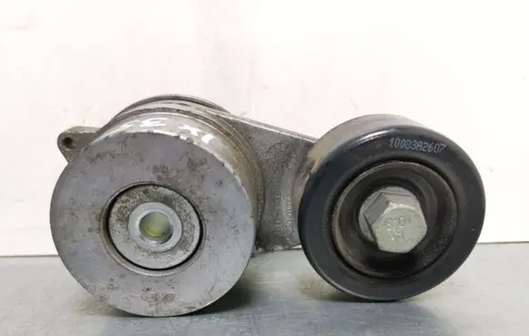 Hyundai ix35 Generator/alternator belt tensioner 252812F000