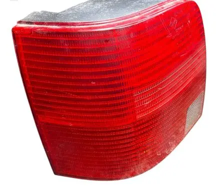 Volkswagen PASSAT B5 Rear/tail lights 3b9945111f 3b9945257 393365