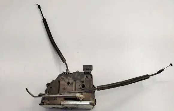 Peugeot Boxer Front door lock 