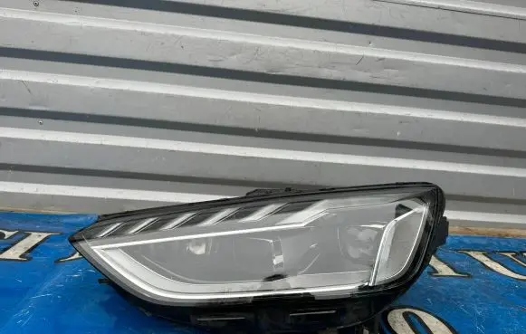 Audi A4 S4 B9 8W Headlight/headlamp 8W0941033D 030111723300 141221233212