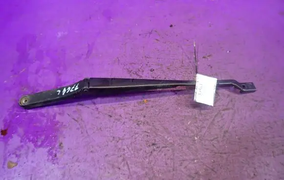 Seat Ibiza IV (6J,6P) Front wiper blade arm 6J1955409