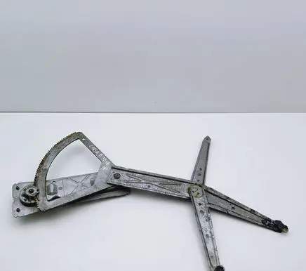 Opel Corsa B Front door manual window regulator