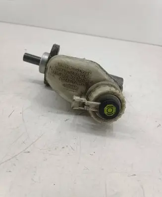 Toyota Avensis T220 Master brake cylinder 03350884211