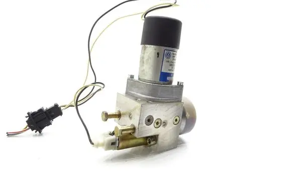 Volkswagen Phaeton Tailgate strut 3D5827383A