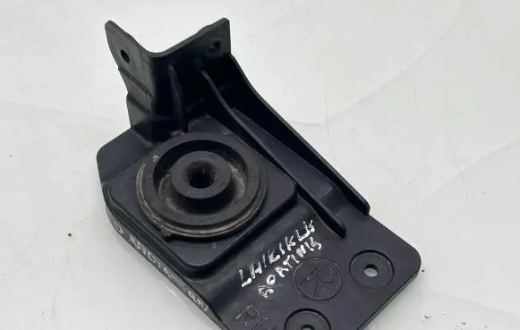 KIA Sorento Radiator mount bracket 64146C5000
