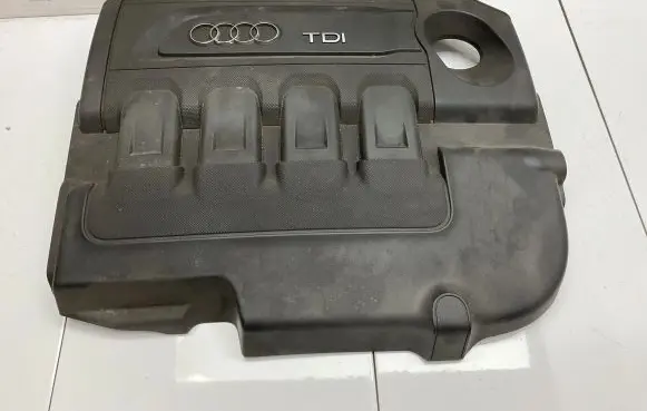 Audi A3 S3 8V Engine cover (trim) 04L103954Q