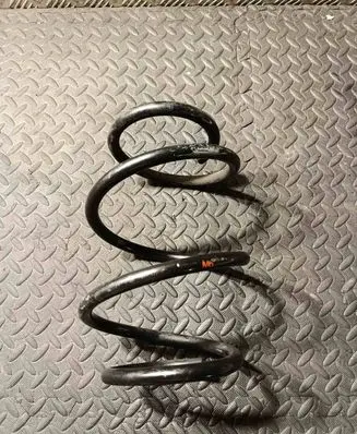 BMW M6 Front coil spring 2283411 31332283411
