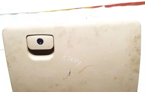 Hyundai Santa Fe Glove box 345112b000 34511-2b000