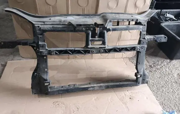 Volkswagen Jetta V Radiator support slam panel 1K0805594G 1K0805588G