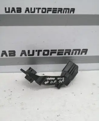KIA Ceed Headlight/headlamp mounting bracket