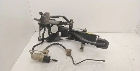 BMW 5 E34 Pedal assembly 1981512