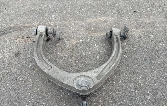Dodge RAM Front upper control arm/wishbone 