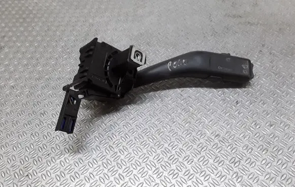 Volkswagen Golf V Wiper control stalk 1K0953519A