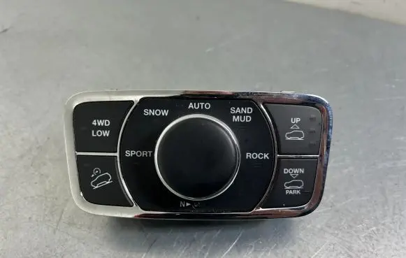 Jeep Grand Cherokee Suspension control unit/module P56046233AD 1124951720115530
