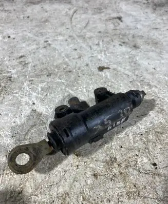 Clutch master cylinder