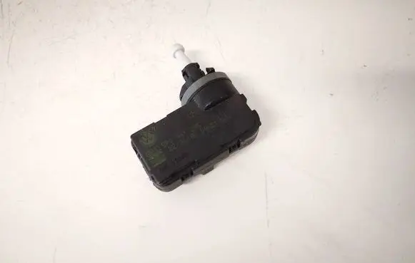 Seat Altea Headlight level adjustment motor 5P0941295