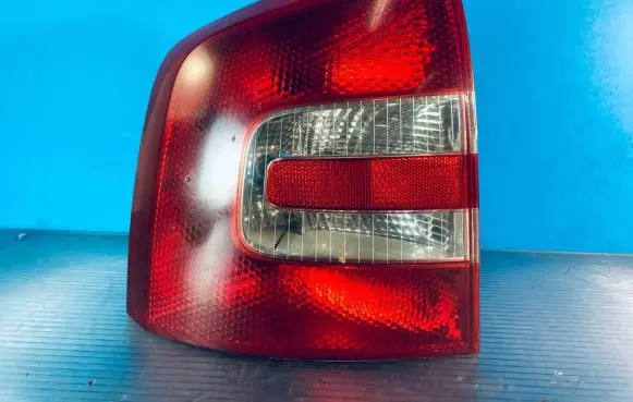 Skoda Octavia Mk2 (1Z) Rear/tail lights 1Z9945095B