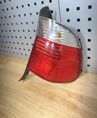 BMW 5 E39 Rear/tail lights 6902532