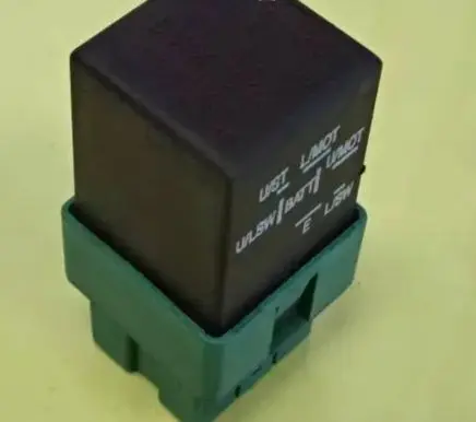 Mitsubishi Space Star Other relay MR911251 5WK1004