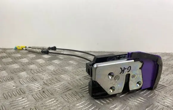 SsangYong Korando Rear door lock 7131037000