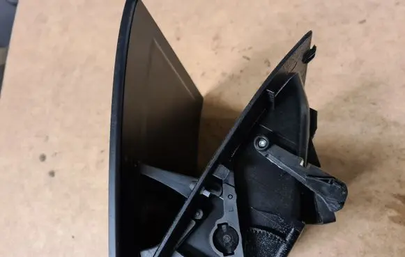 Volkswagen Touran I Glove box 1T1857921B