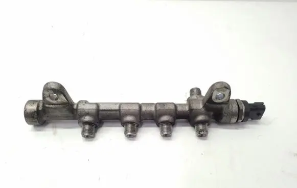 Opel Astra J Fuel main line pipe 0445214221 55576177